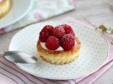 Recipe Puff pastry cups with raspberries and mascarpone